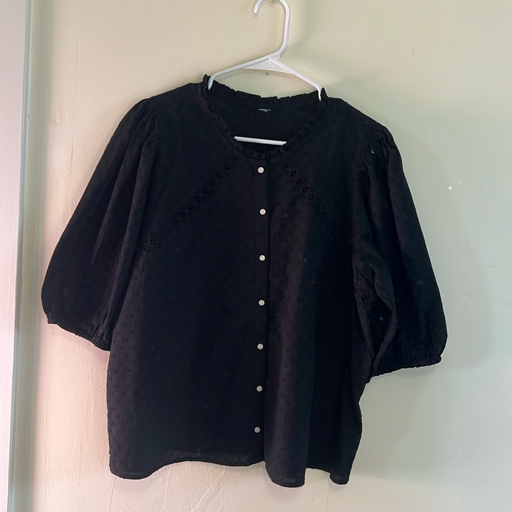 🐝NWOT🐝 Black Puff Sleeve Cotton Shirt